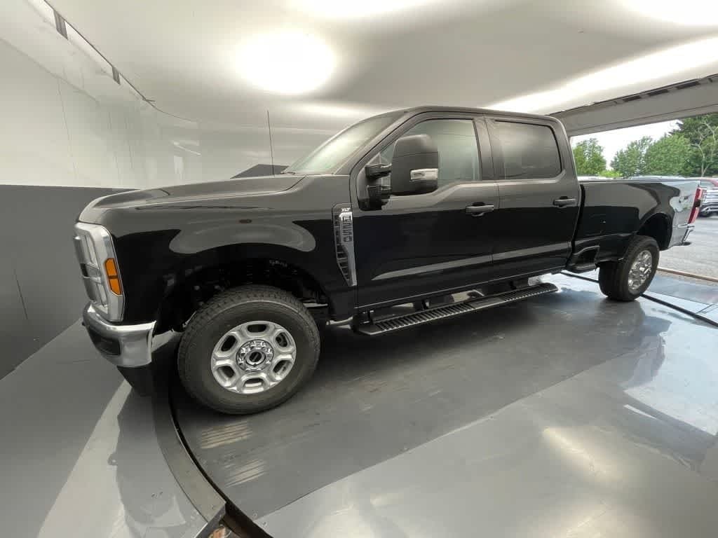 2025 Ford F-250 XLT
