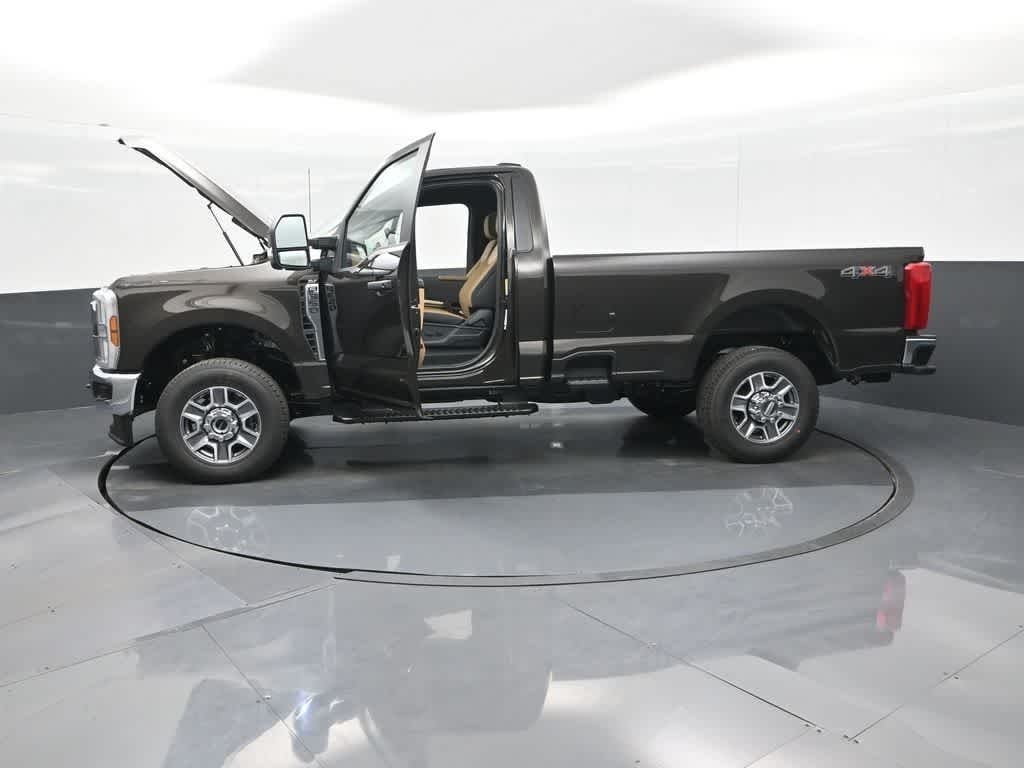 2025 Ford F-350 XLT