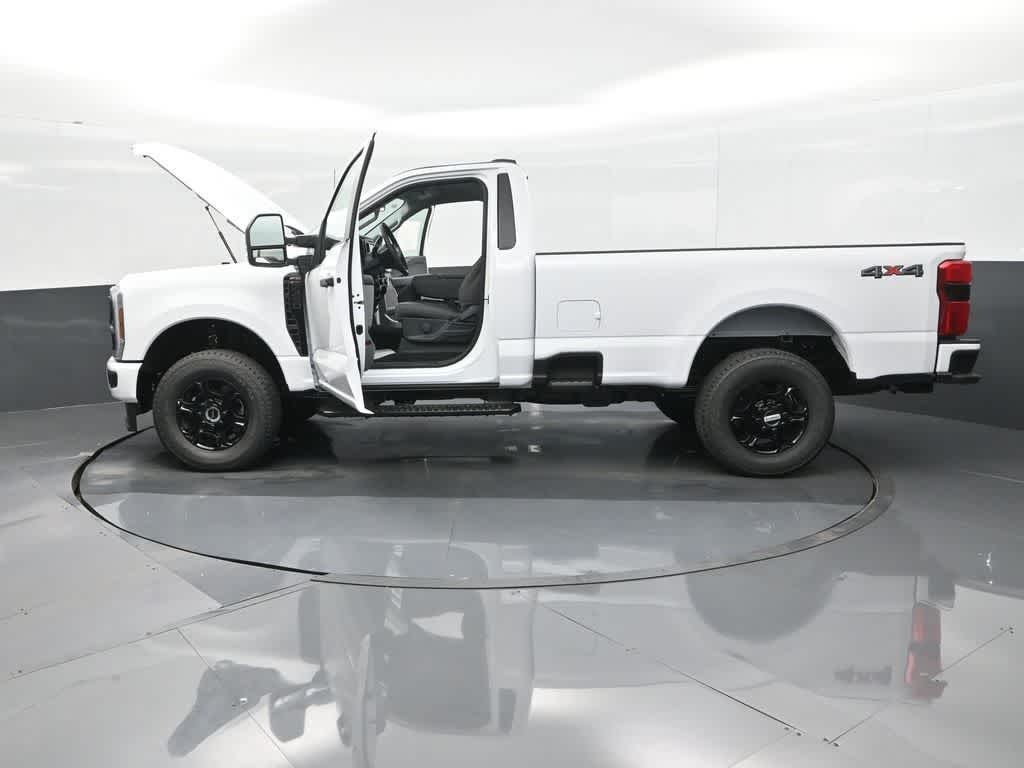 2025 Ford F-350 XL