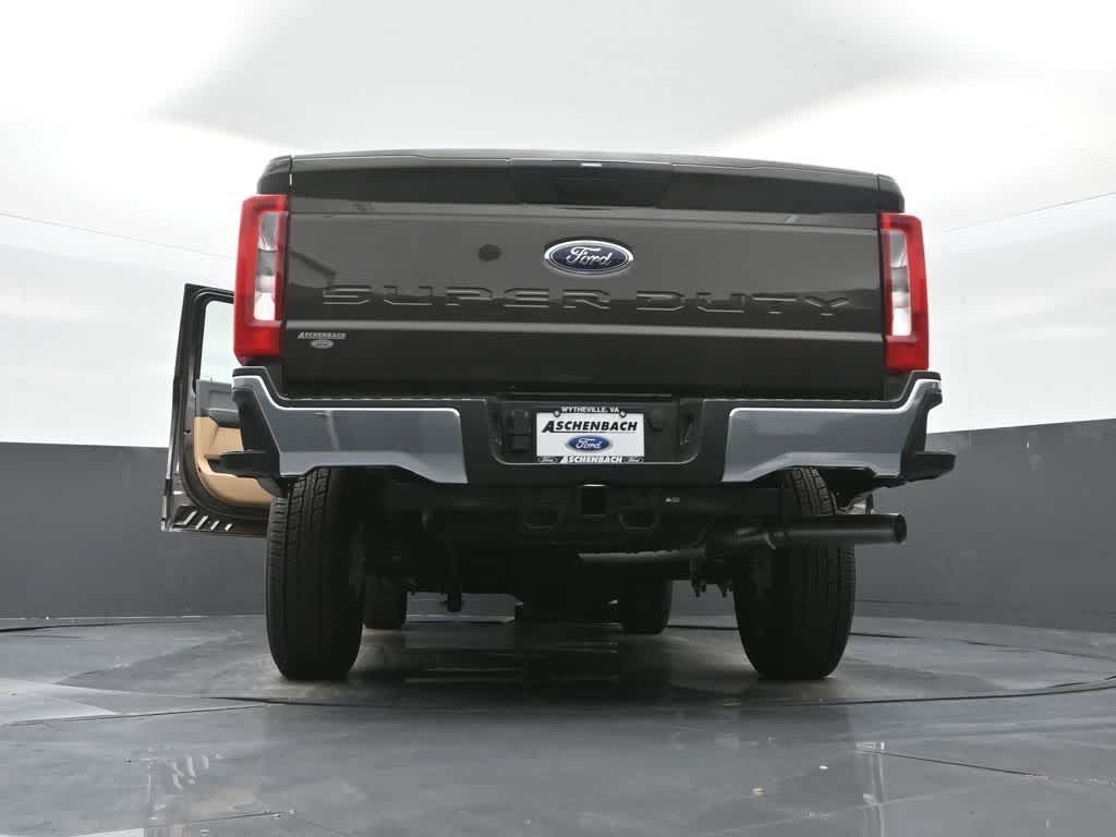 2025 Ford F-350 XLT