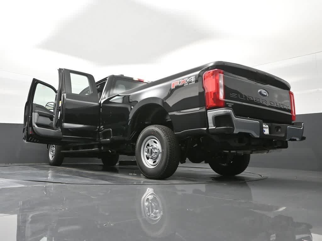 2025 Ford F-250 XL