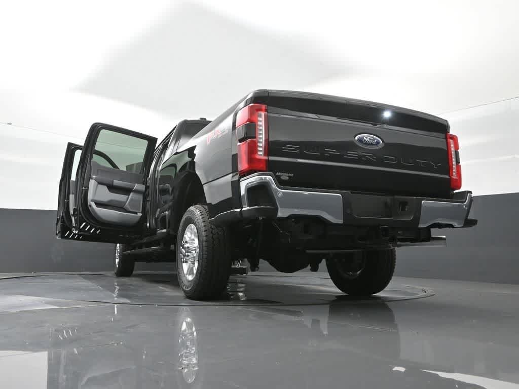 2025 Ford F-350 XLT