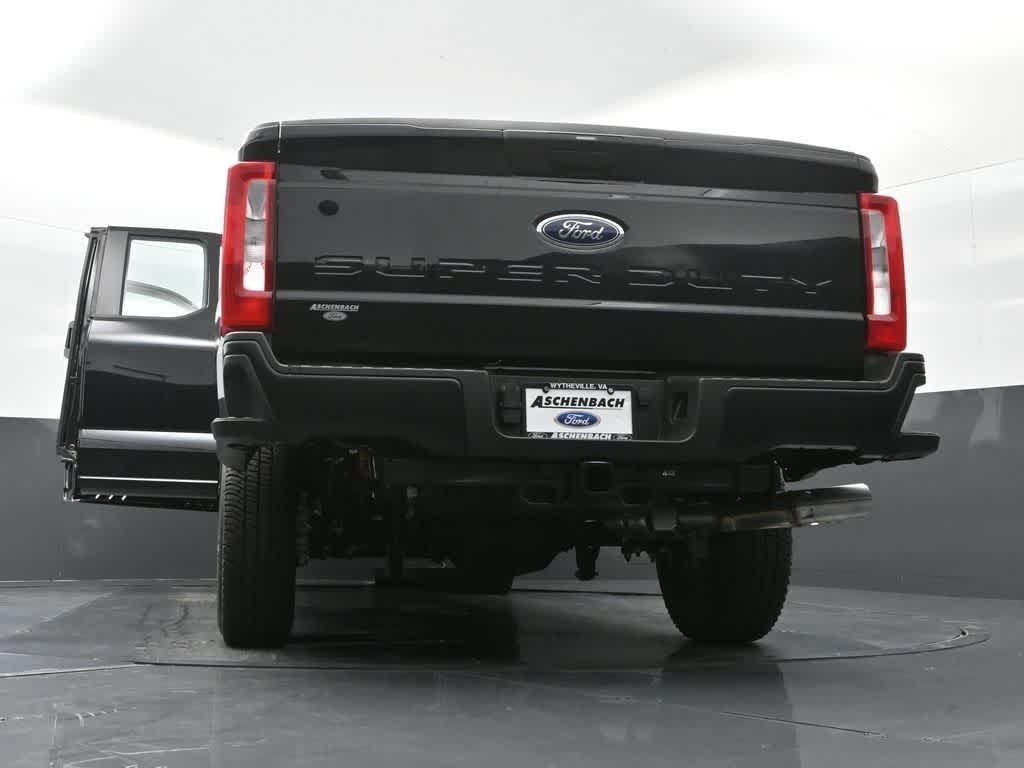 2025 Ford F-250 XL
