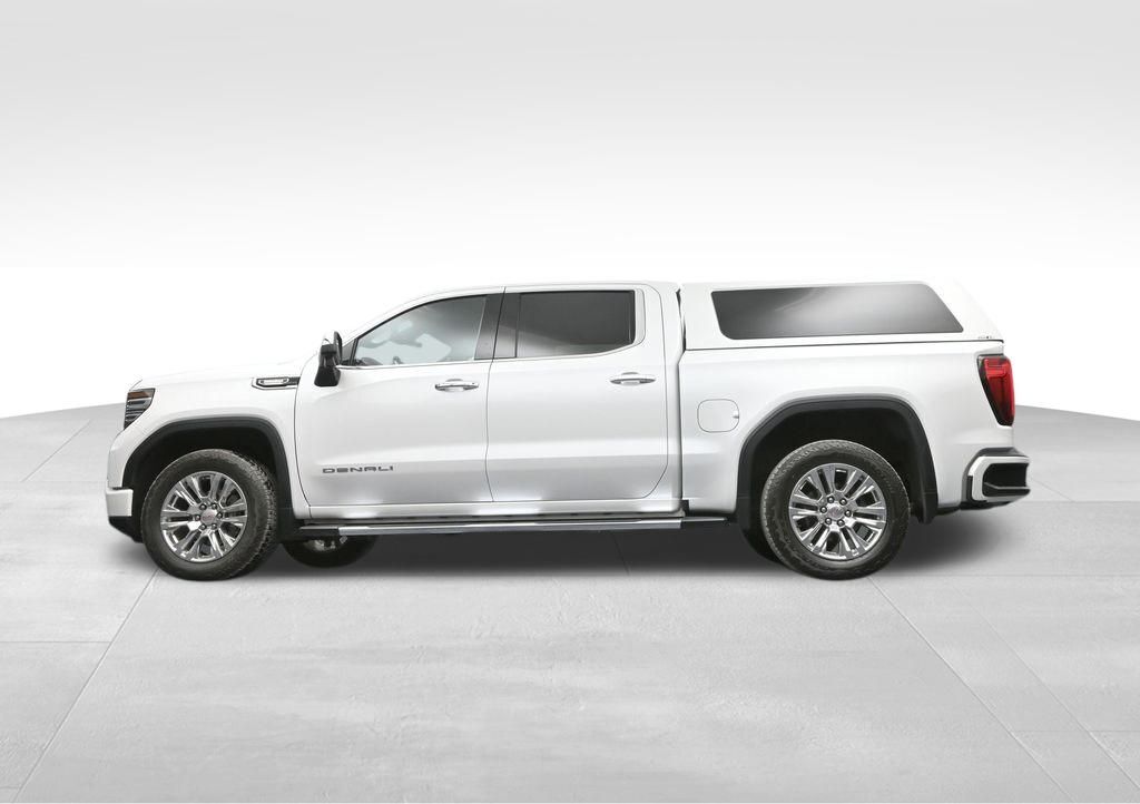 2022 GMC Sierra 1500 4WD Crew Cab Short Box Denali