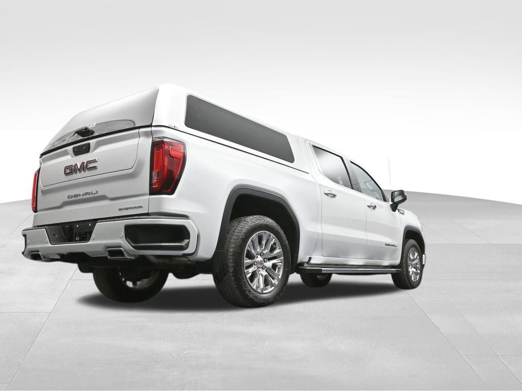 2022 GMC Sierra 1500 4WD Crew Cab Short Box Denali