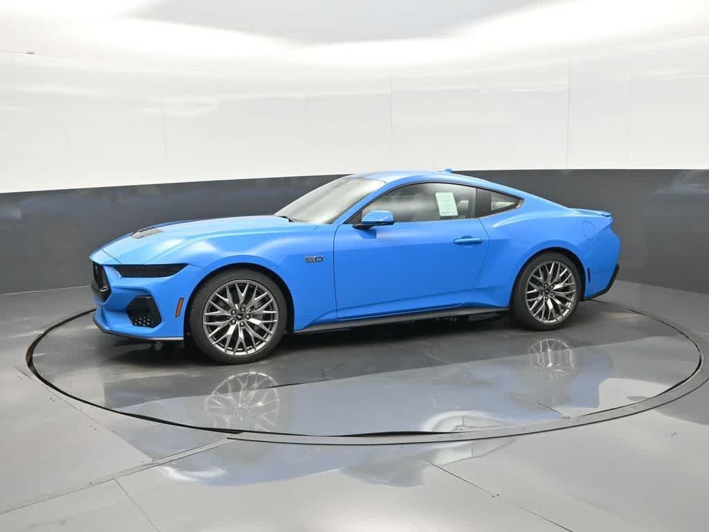 2025 Ford Mustang GT Premium Fastback