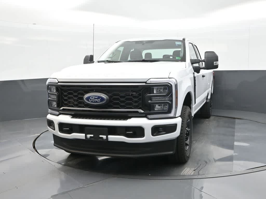 2025 Ford F-350 XL