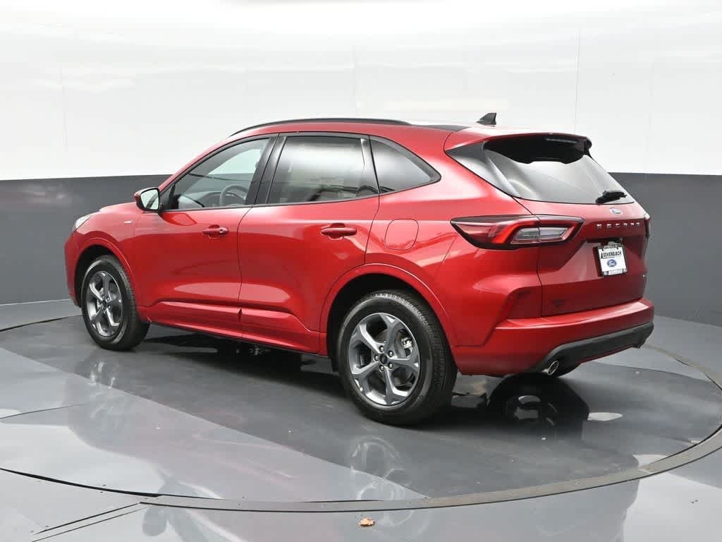 2024 Ford Escape ST-Line Select