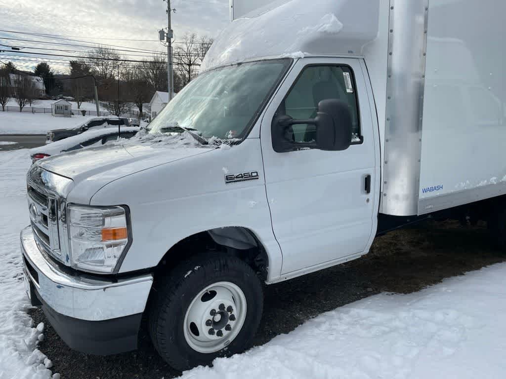 2024 Ford E-450 Cutaway 