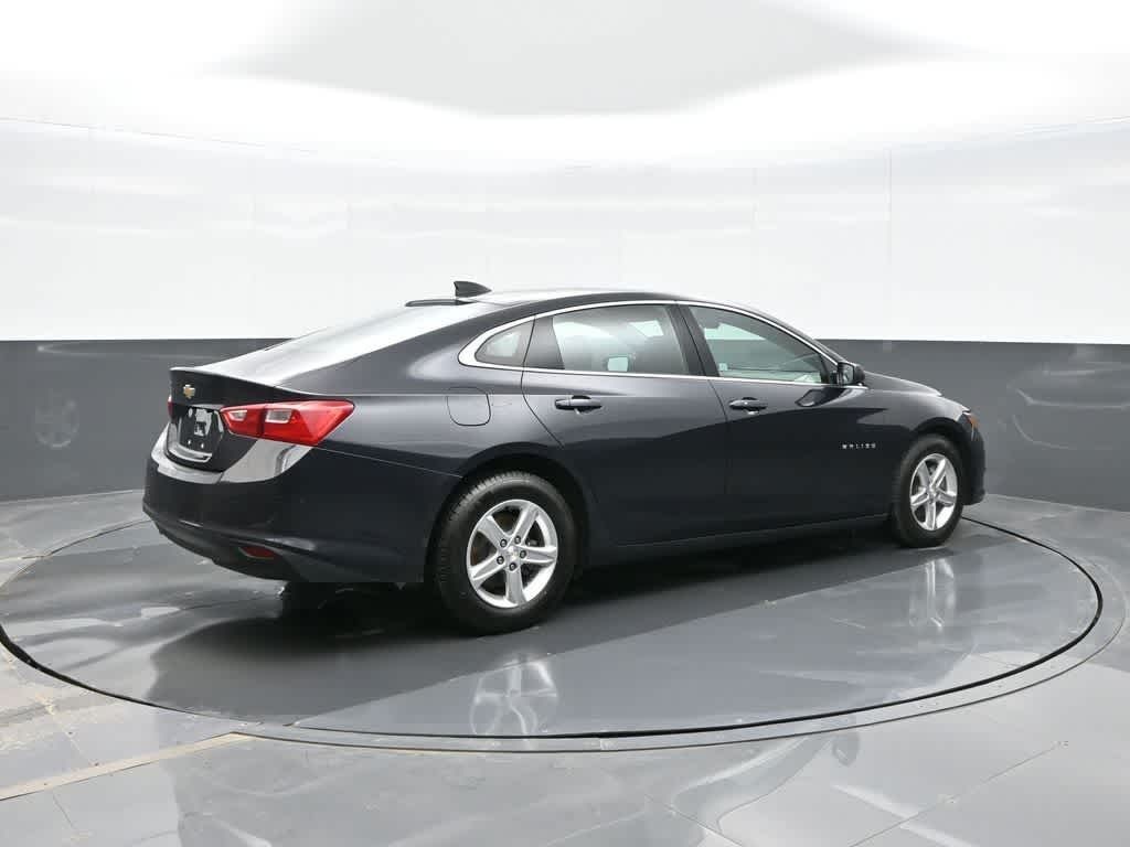 2022 Chevrolet Malibu LS
