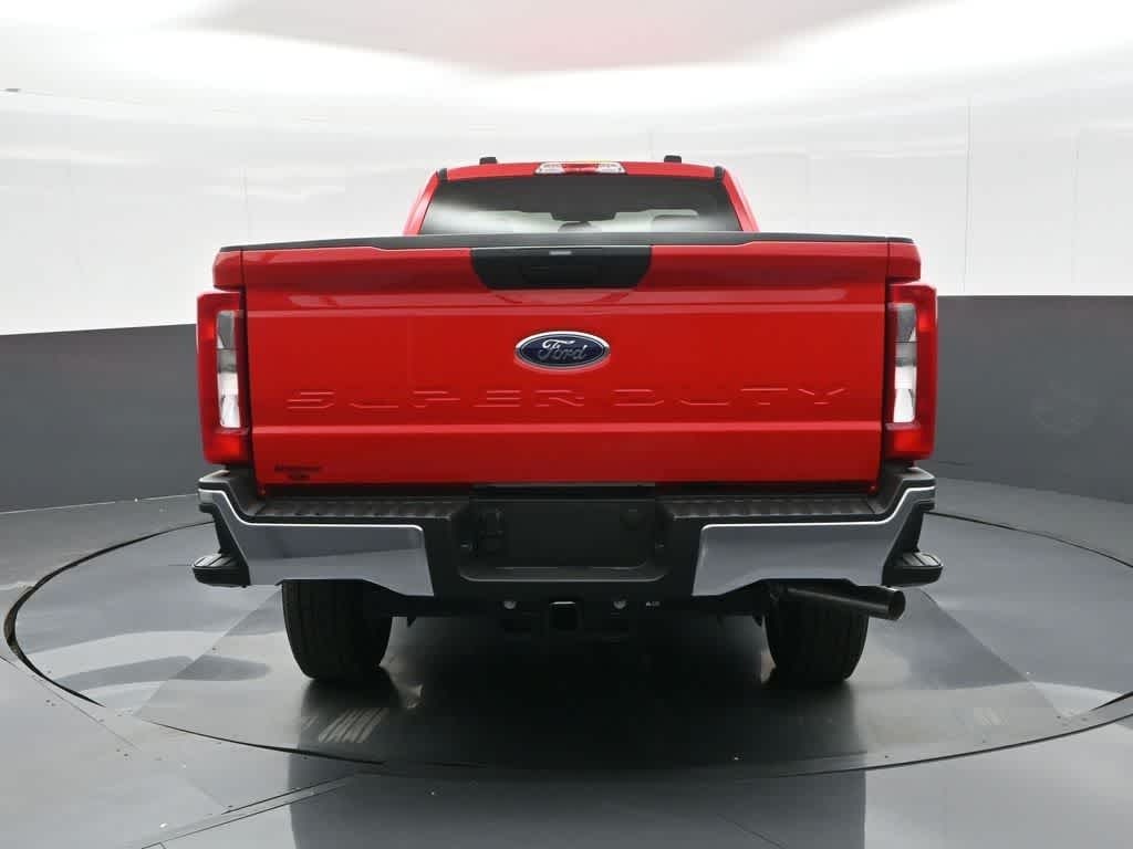2025 Ford F-350 Super Duty XLT