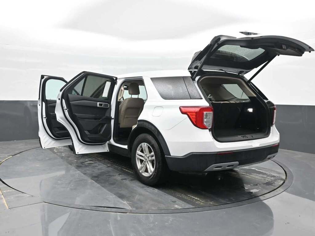 2022 Ford Explorer 