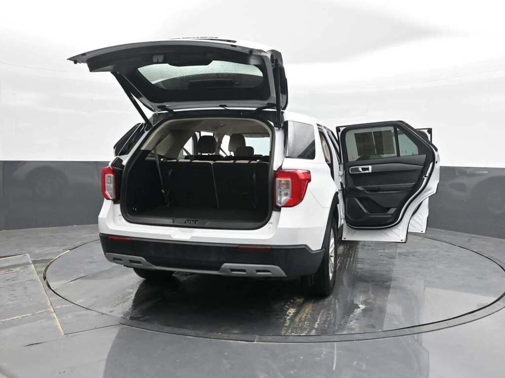2022 Ford Explorer 