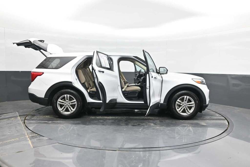 2022 Ford Explorer 