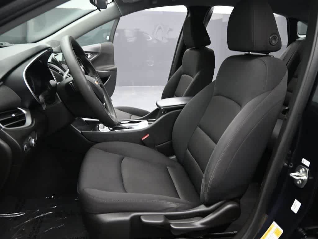 2022 Chevrolet Malibu LS