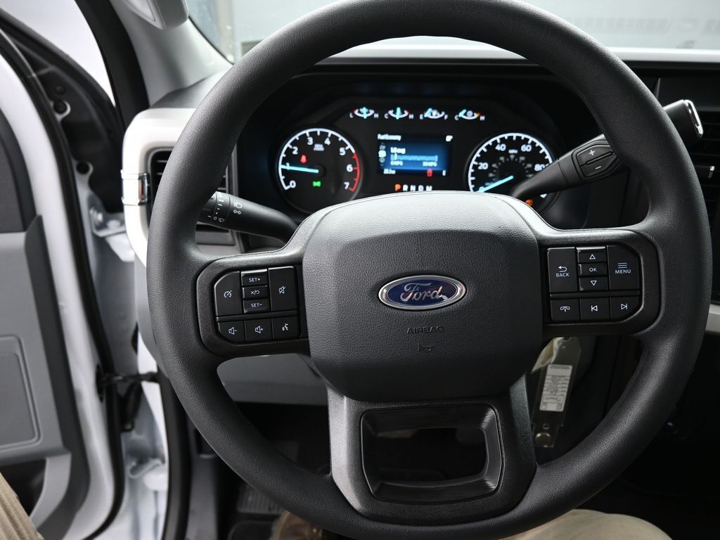 2026 Ford Super Duty F-350 SRW XL