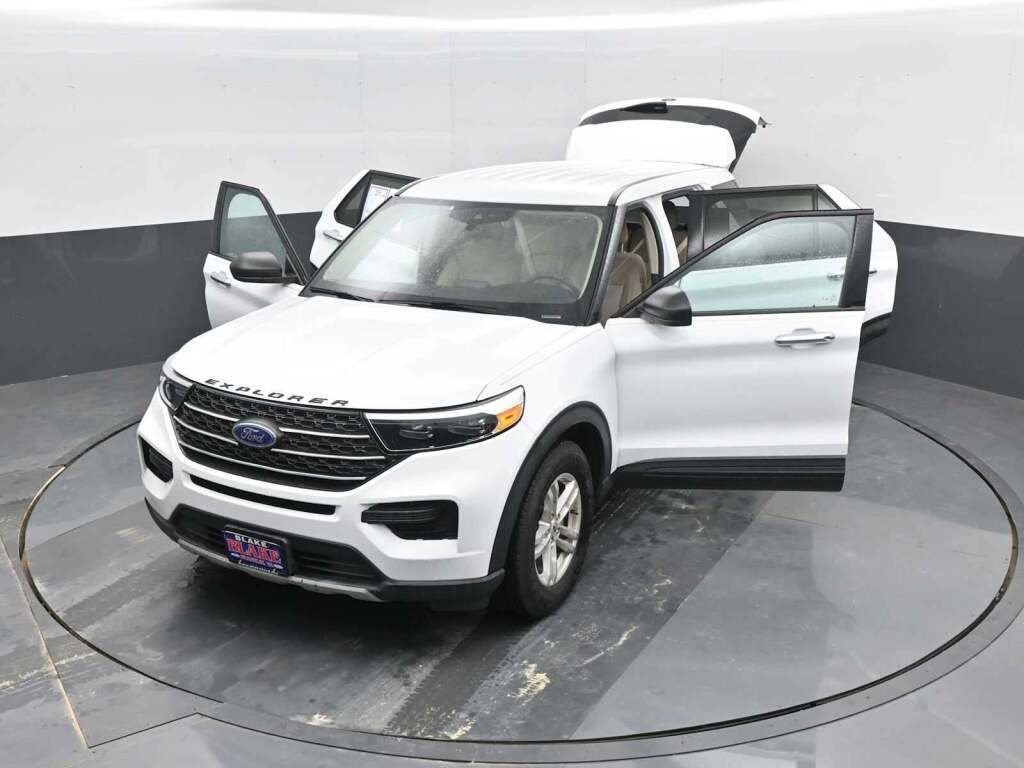 2022 Ford Explorer 