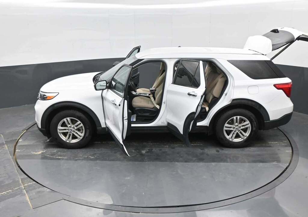 2022 Ford Explorer 