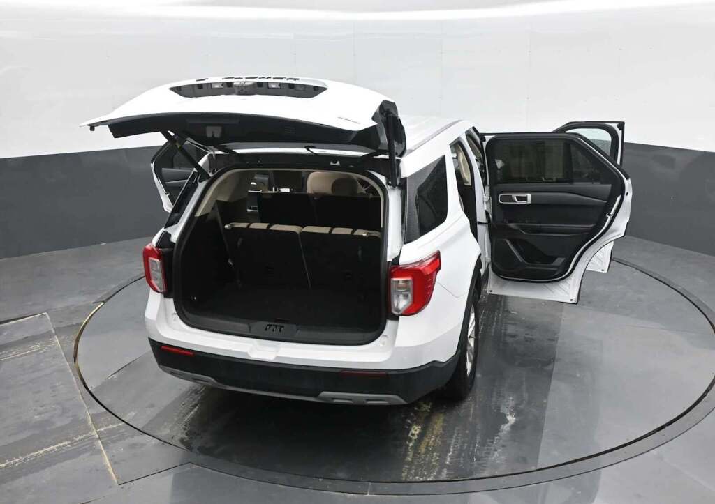 2022 Ford Explorer 
