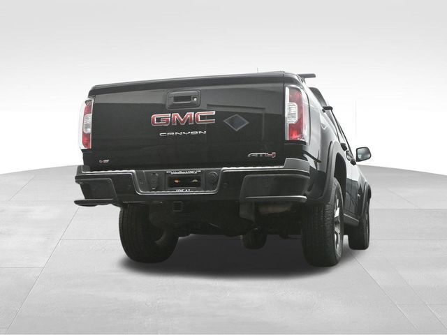2022 GMC Canyon 4WD Crew Cab Short Box AT4 - Leather