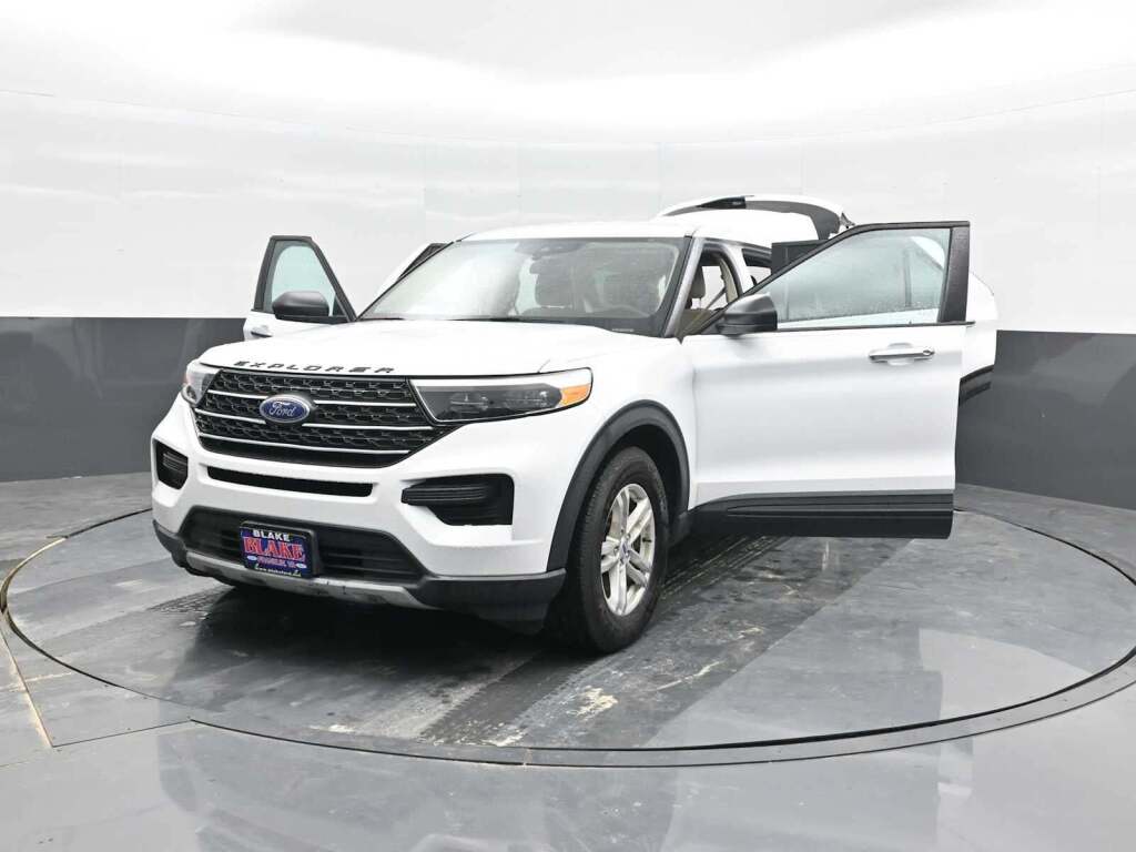 2022 Ford Explorer 