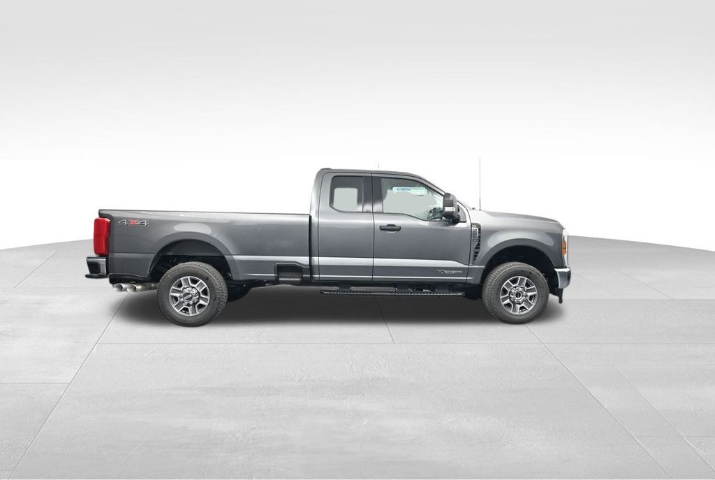 2025 Ford F-250 XLT