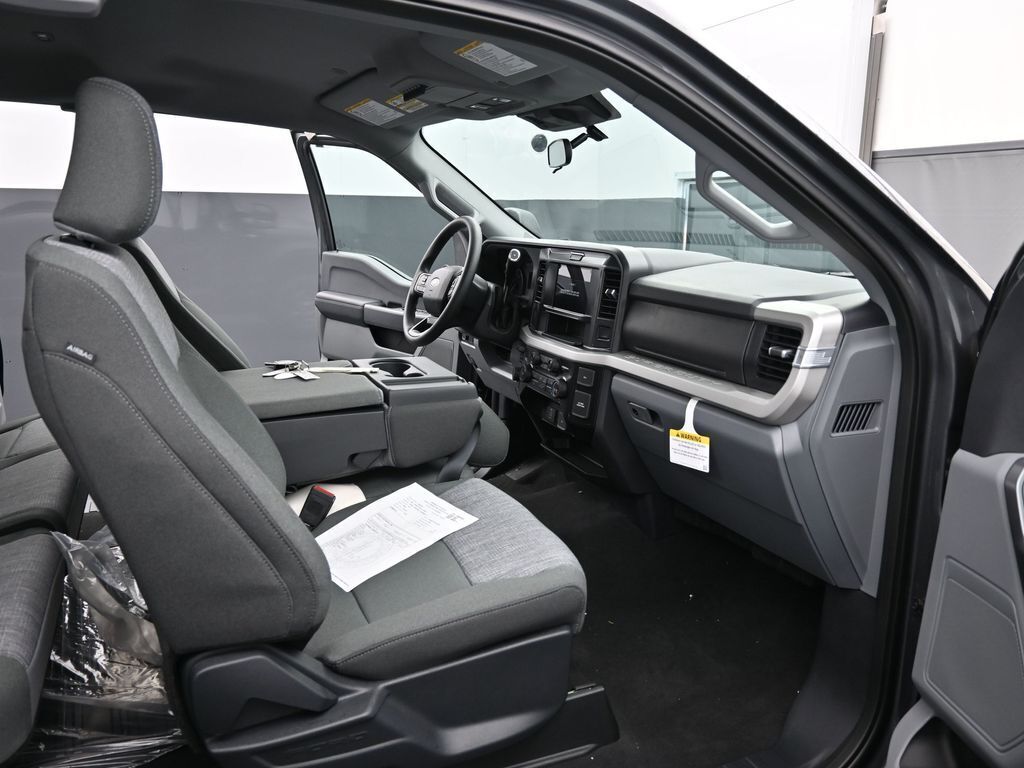 2025 Ford F-250 XLT