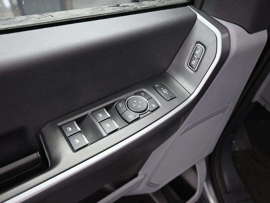 2025 Ford F-250 XLT
