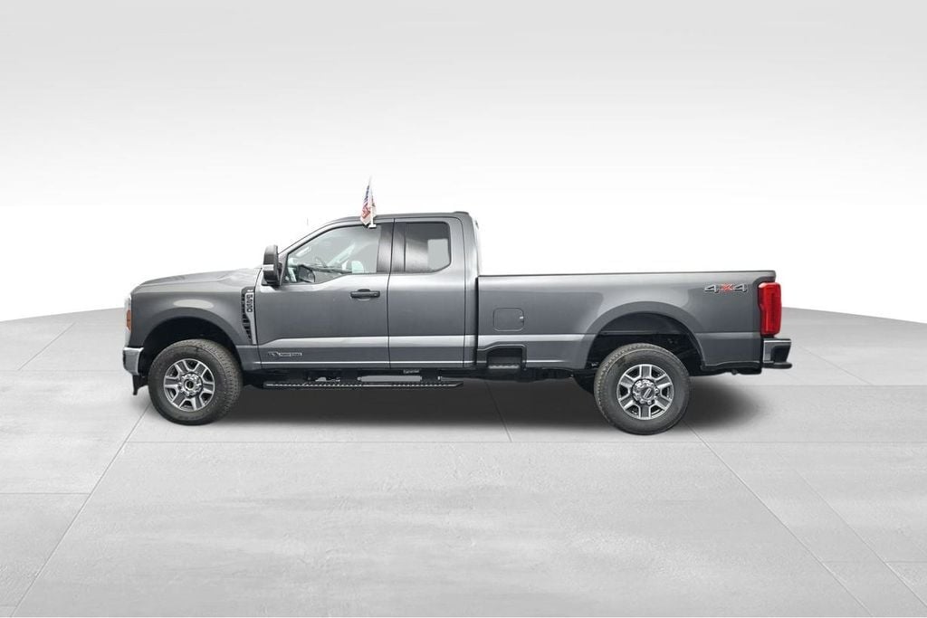 2025 Ford F-250 XLT
