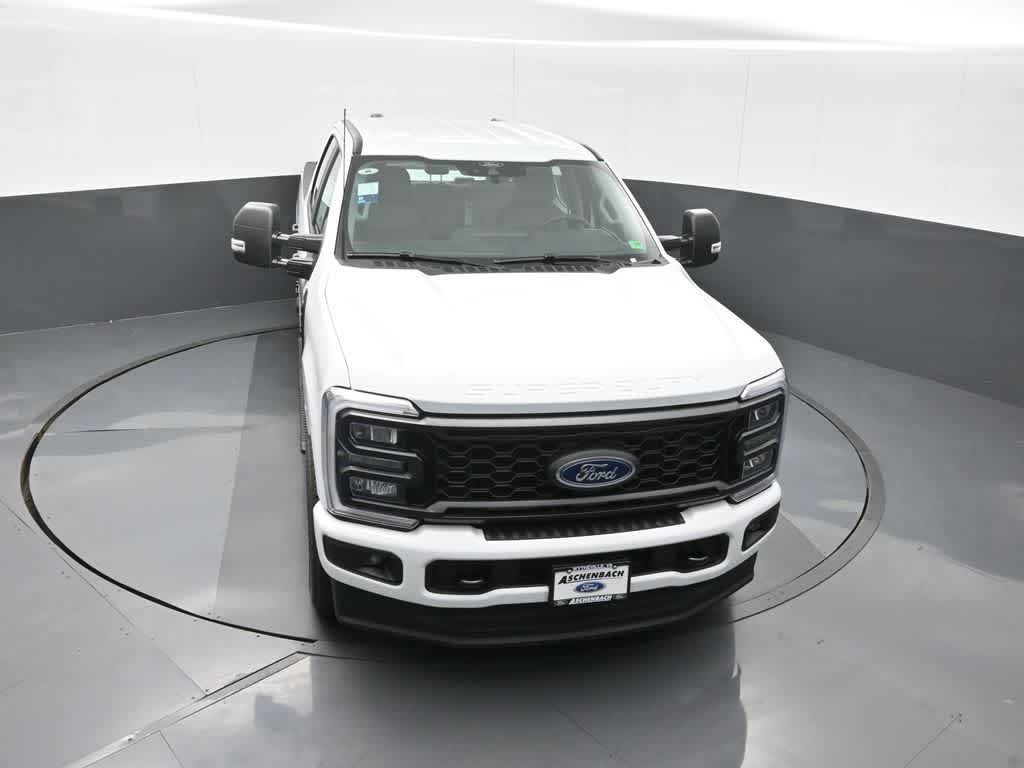 2026 Ford Super Duty F-350 SRW XL