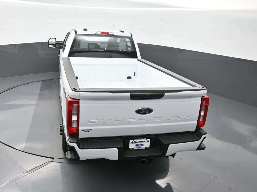 2026 Ford Super Duty F-350 SRW XL