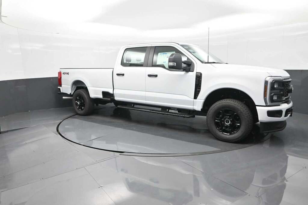 2026 Ford Super Duty F-350 SRW XL