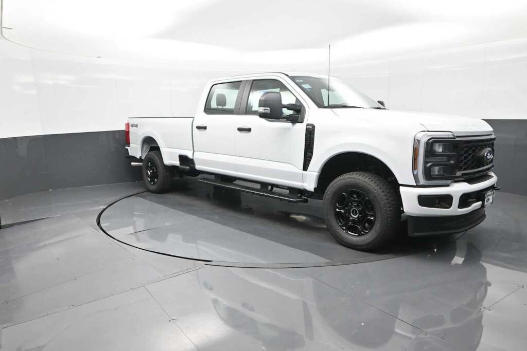 2026 Ford Super Duty F-350 SRW XL
