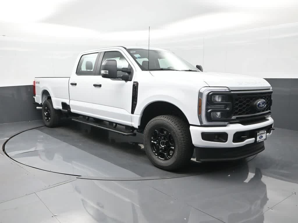 2026 Ford Super Duty F-350 SRW XL