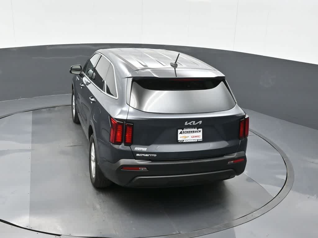 2023 Kia Sorento LX