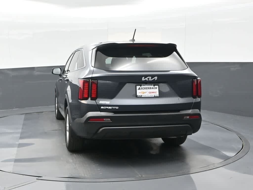 2023 Kia Sorento LX