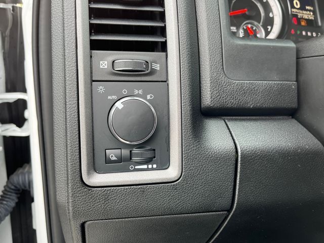 2023 Ram 1500 Classic Tradesman