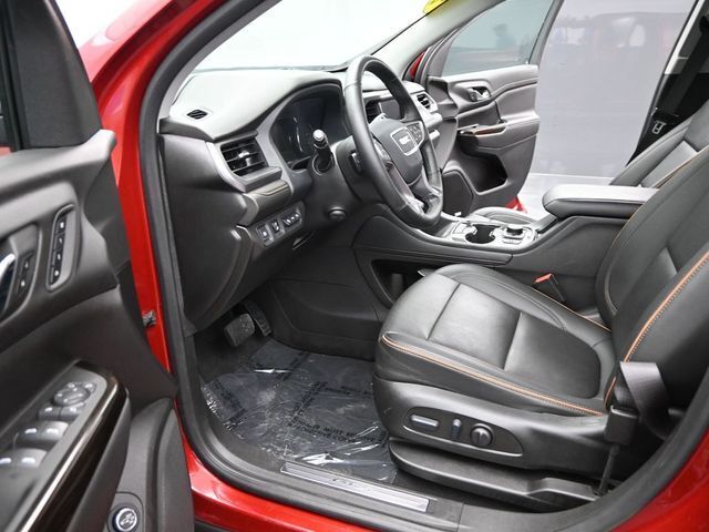 2023 GMC Acadia AWD AT4