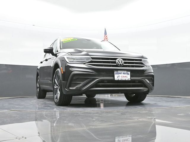 2023 Volkswagen Tiguan 2.0T SE