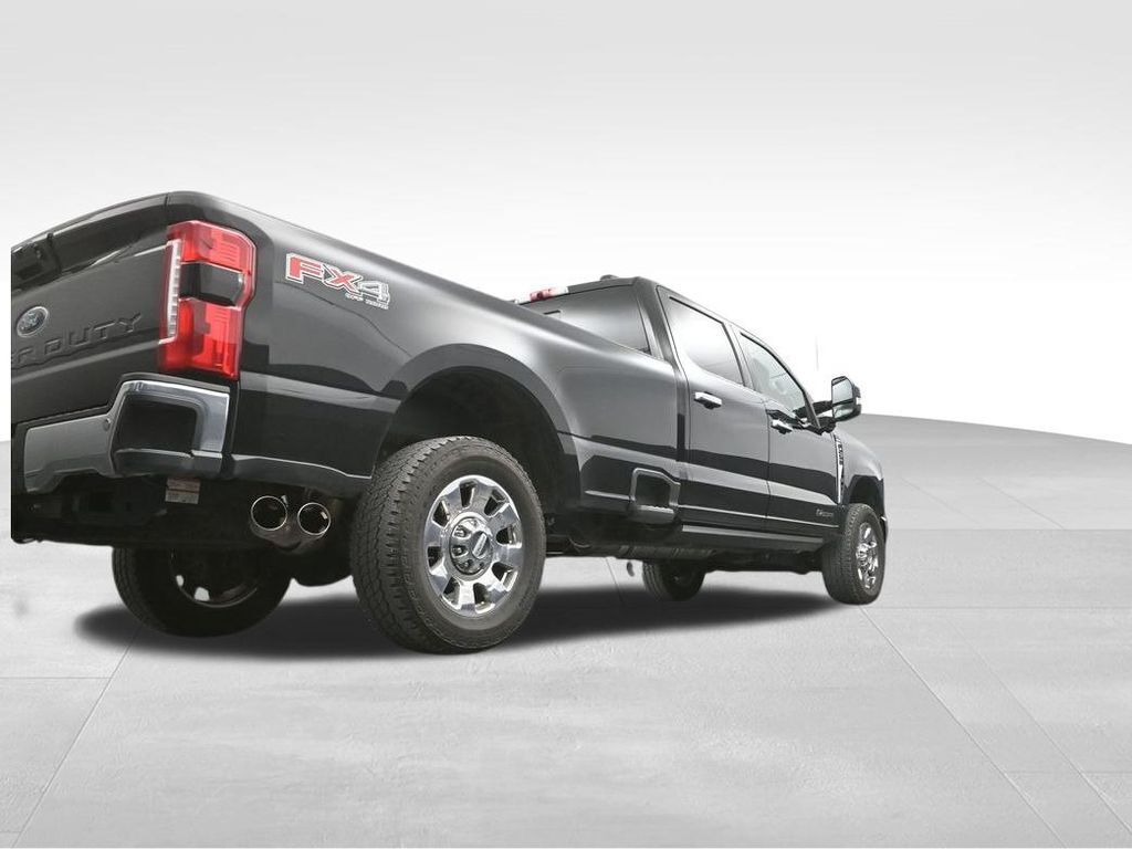 2025 Ford F-250 Super Duty Lariat
