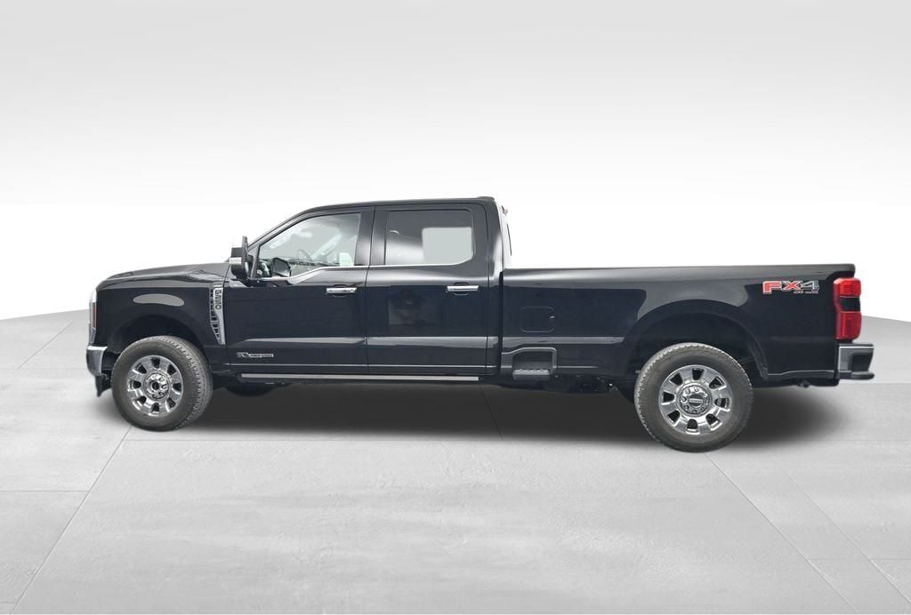 2025 Ford F-250 Super Duty Lariat