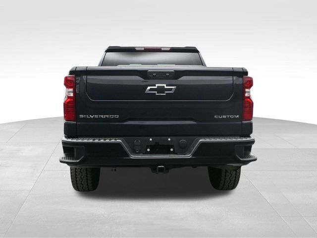 2022 Chevrolet Silverado 1500 4WD Crew Cab Short Bed Custom Trail Boss