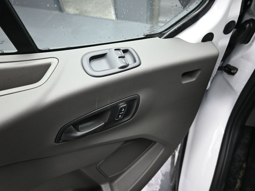 2025 Ford Transit 250