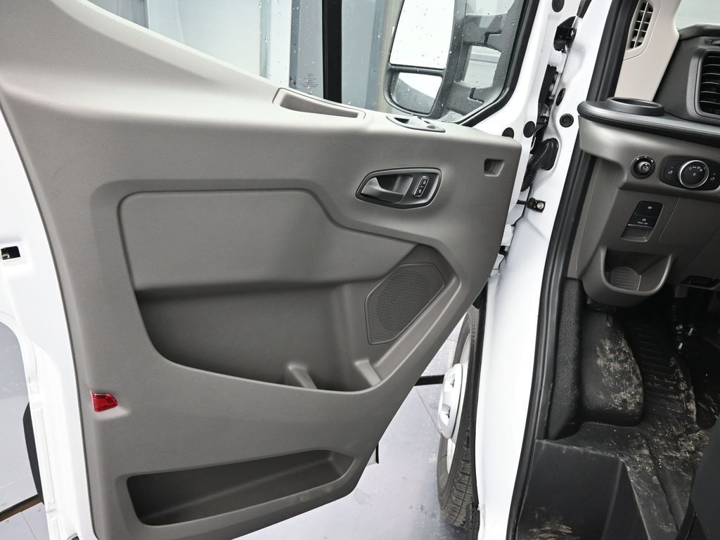 2025 Ford Transit 150