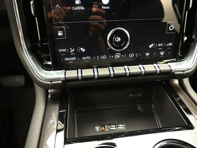 2025 GMC Yukon XL 4WD Elevation