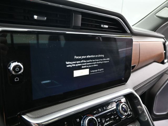 2022 GMC Sierra 1500 4WD Crew Cab Short Box Denali