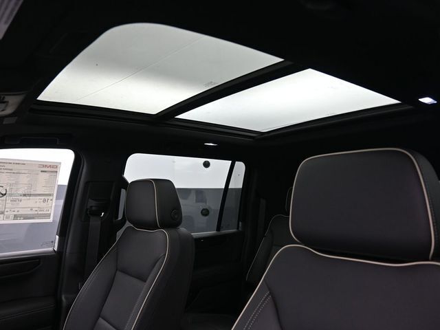 2025 GMC Yukon XL 4WD Elevation