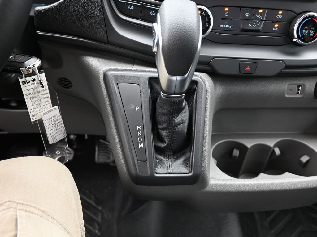 2025 Ford Transit 250