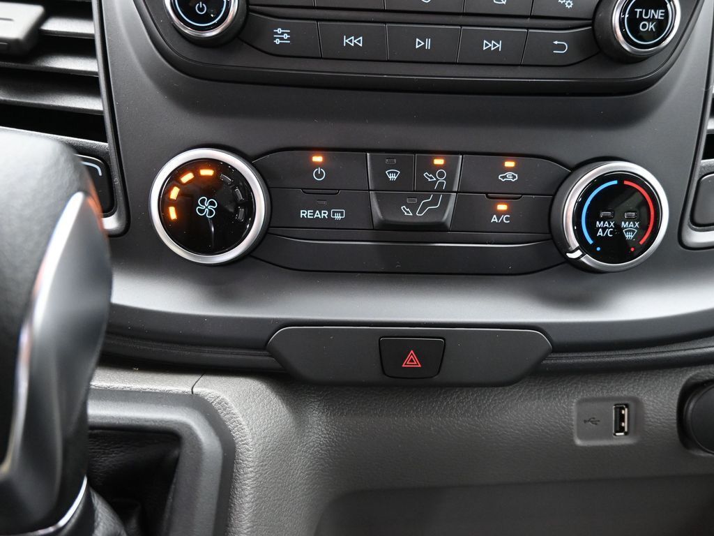 2025 Ford Transit 250