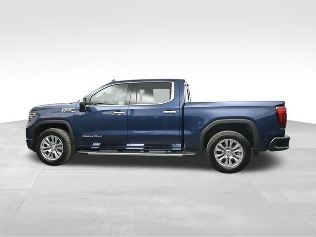 2022 GMC Sierra 1500 4WD Crew Cab Short Box Denali